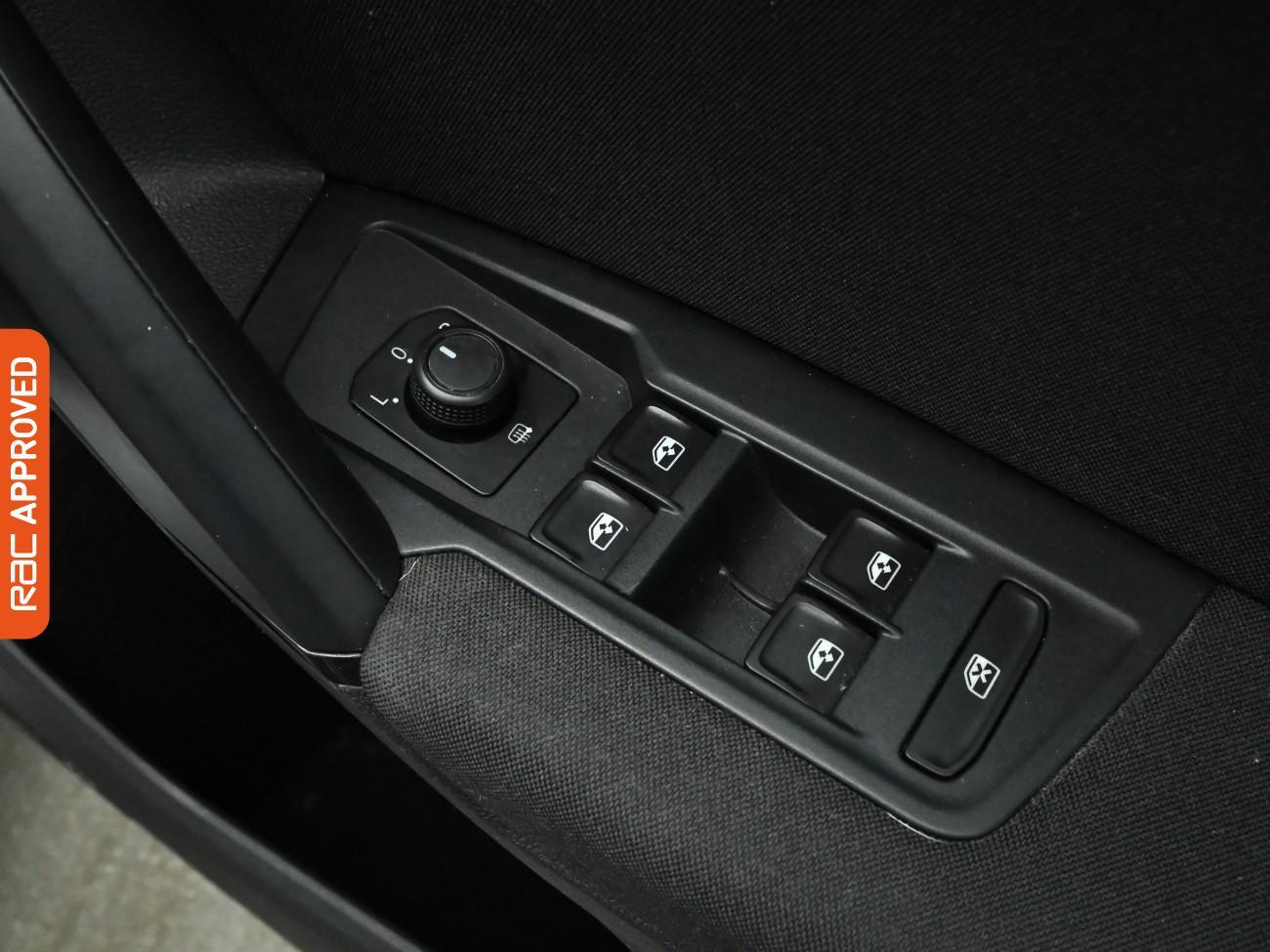 Used Volkswagen Tiguan 2021 for sale - 77582833: Photo 24