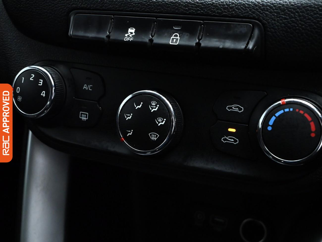 Used Kia Pro Ceed 2016 for sale - 76445541: Photo 15