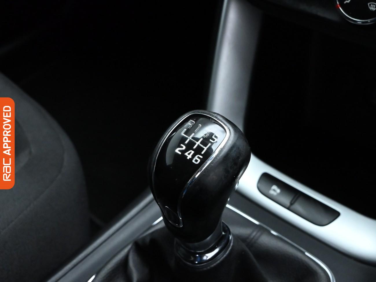 Used Kia Pro Ceed 2016 for sale - 76445541: Photo 17