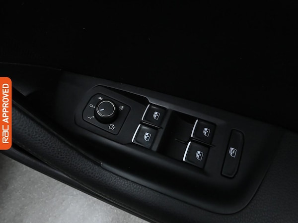 Used Volkswagen Passat 2018 for sale - 76088322: Photo 25