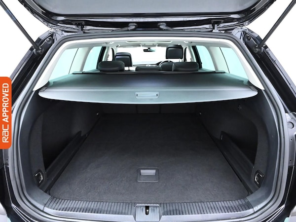 Used Volkswagen Passat 2018 for sale - 76088322: Photo 26