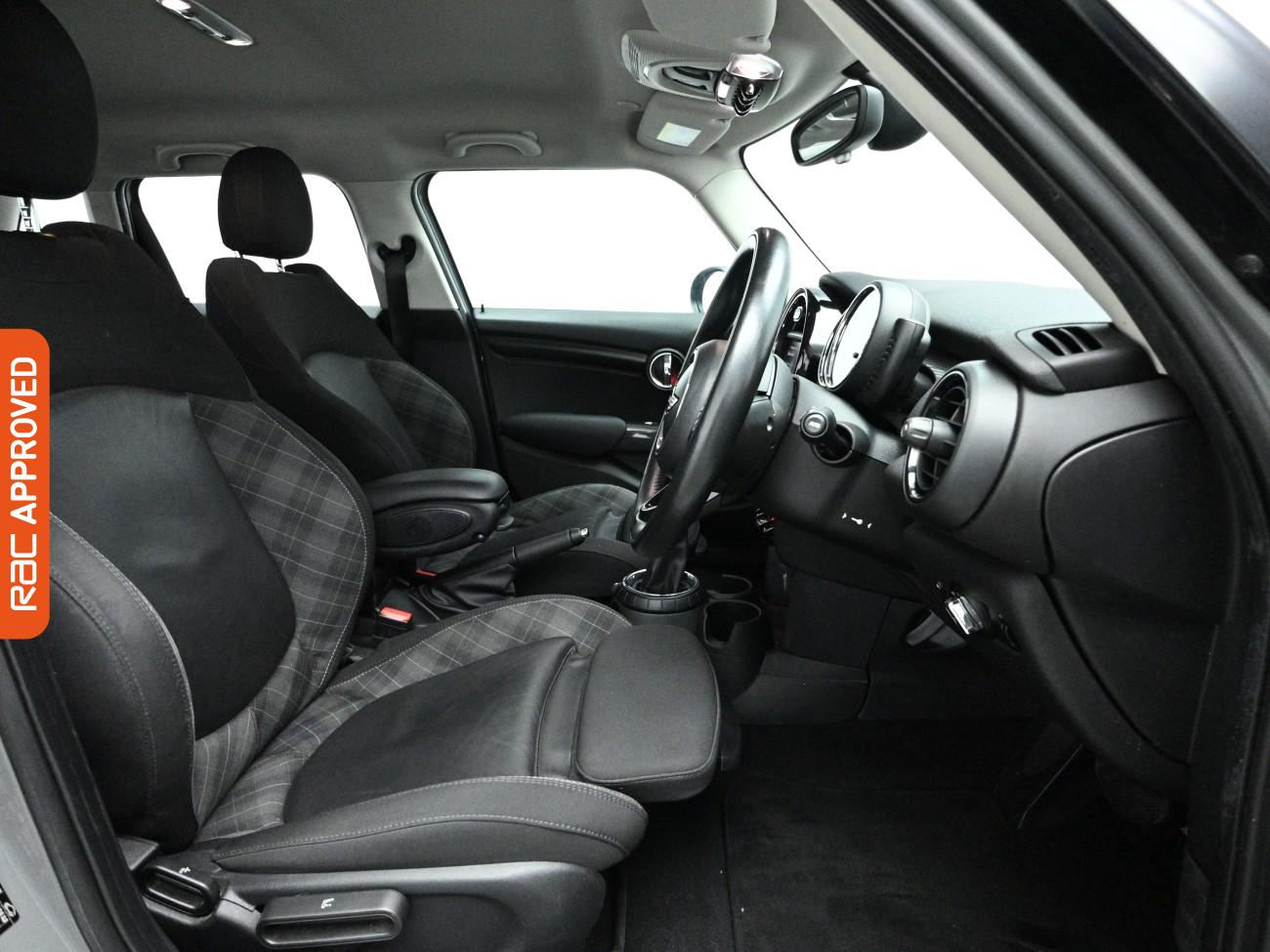 Used MINI Hatch 2017 for sale - 77775807: Photo 12