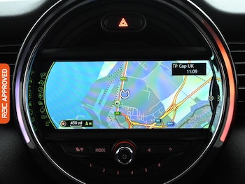 Used MINI Hatch 2017 for sale - 77775807: Photo