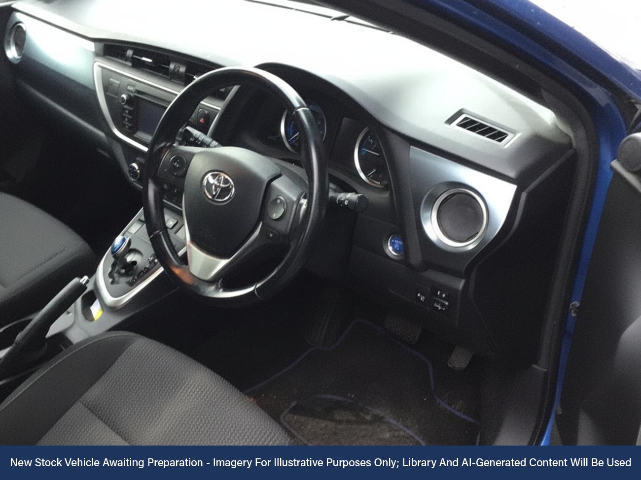 Used Toyota Auris 2015 for sale - 76540979: Photo 3