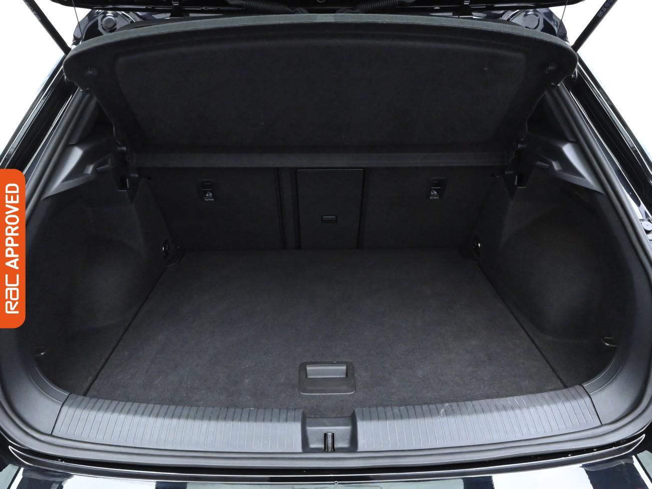 Used Volkswagen T-Roc 2021 for sale - 76353179: Photo 27