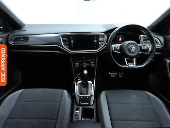 Used Volkswagen T-Roc 2021 for sale - 76353179: Photo