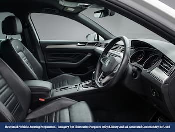Used Volkswagen Passat 2022 for sale - 79656147: Photo