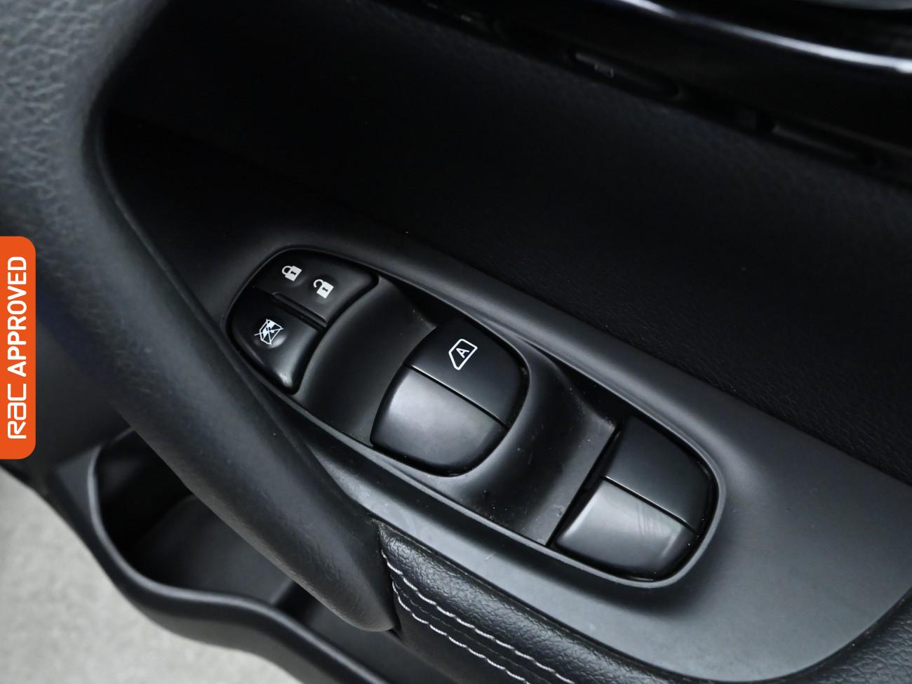 Used Nissan Qashqai 2017 for sale - 76445547: Photo 26