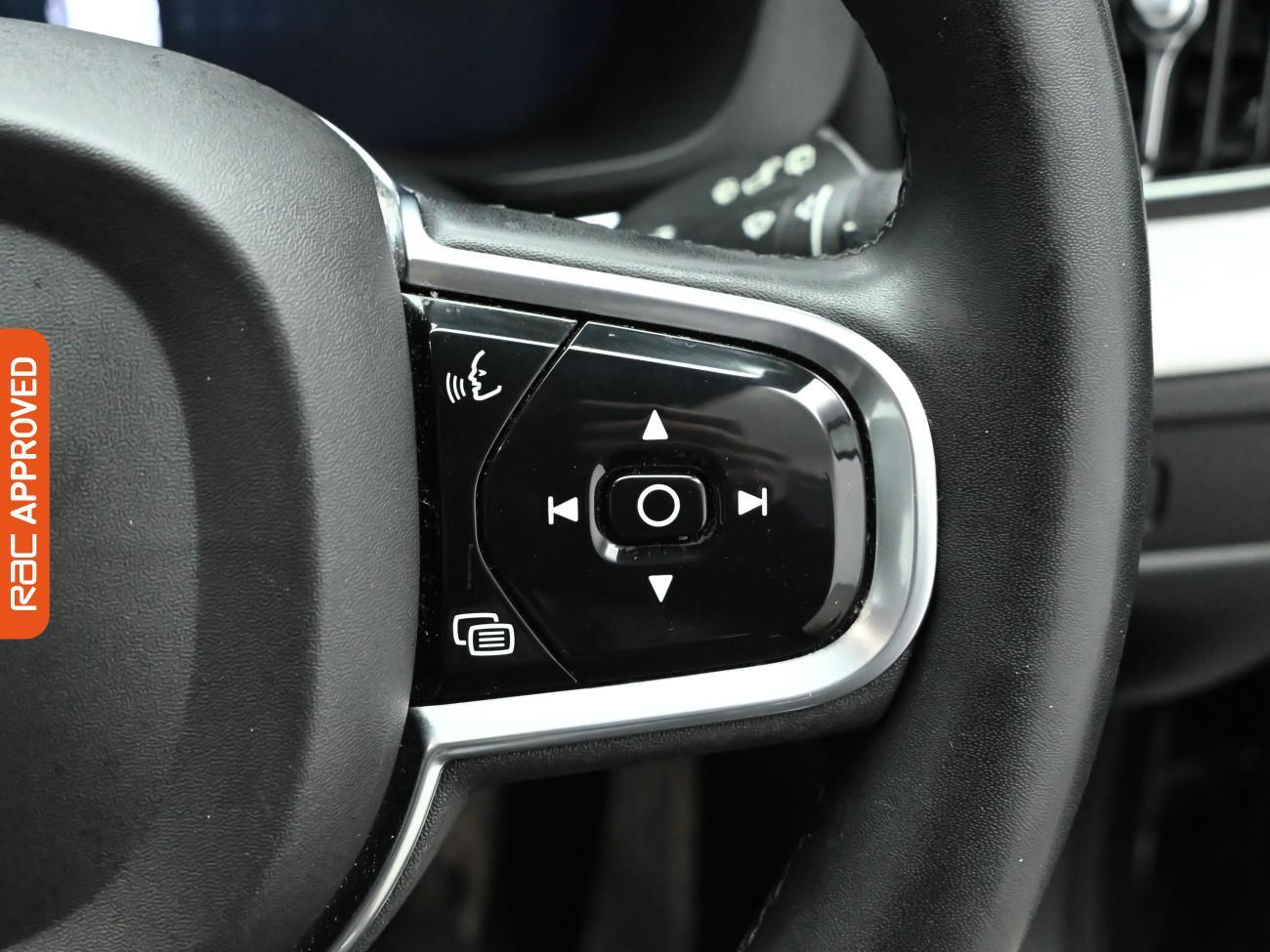 Used Volvo XC60 2022 for sale - 77270496: Photo 25