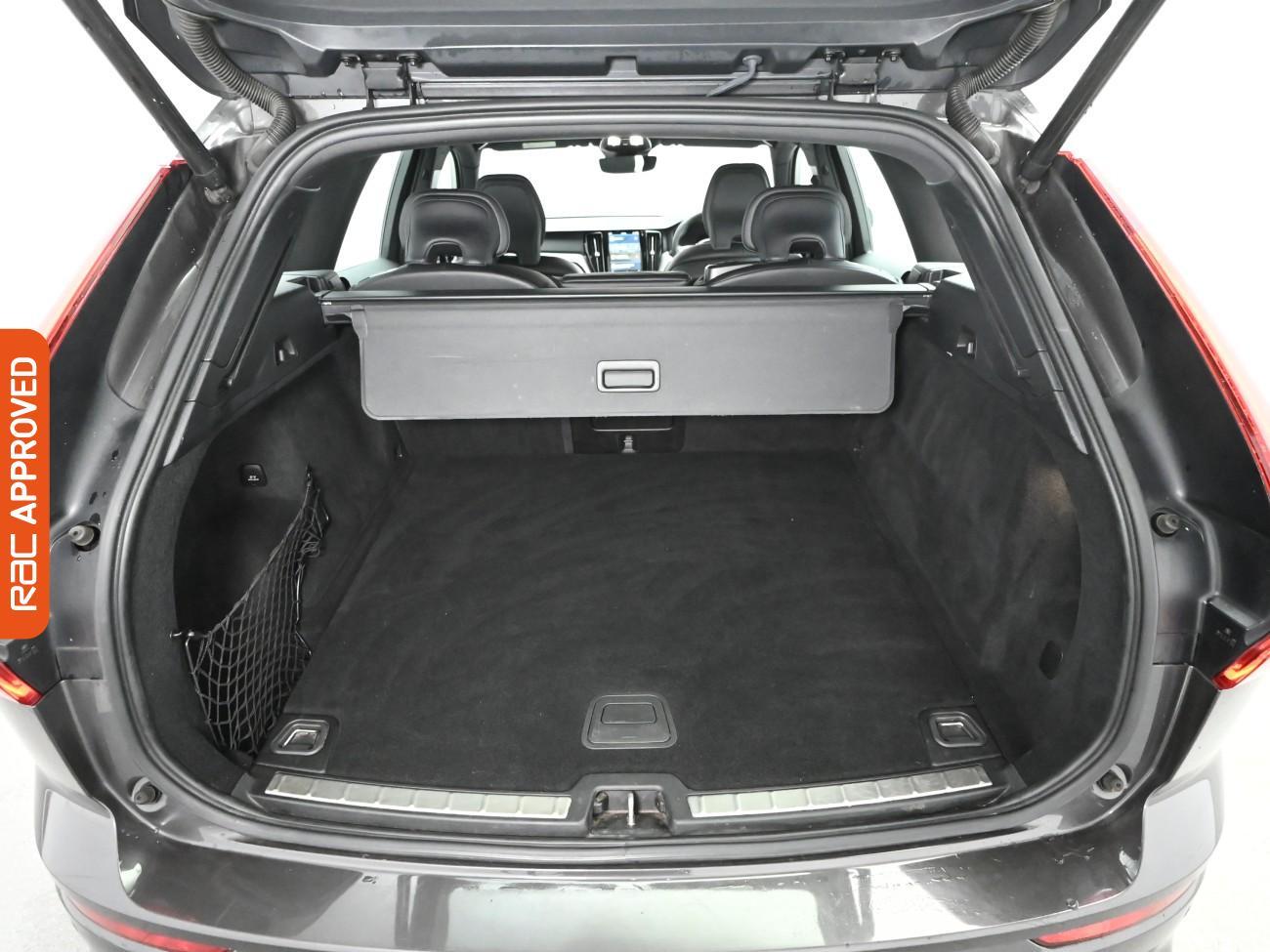 Used Volvo XC60 2022 for sale - 77270496: Photo 28