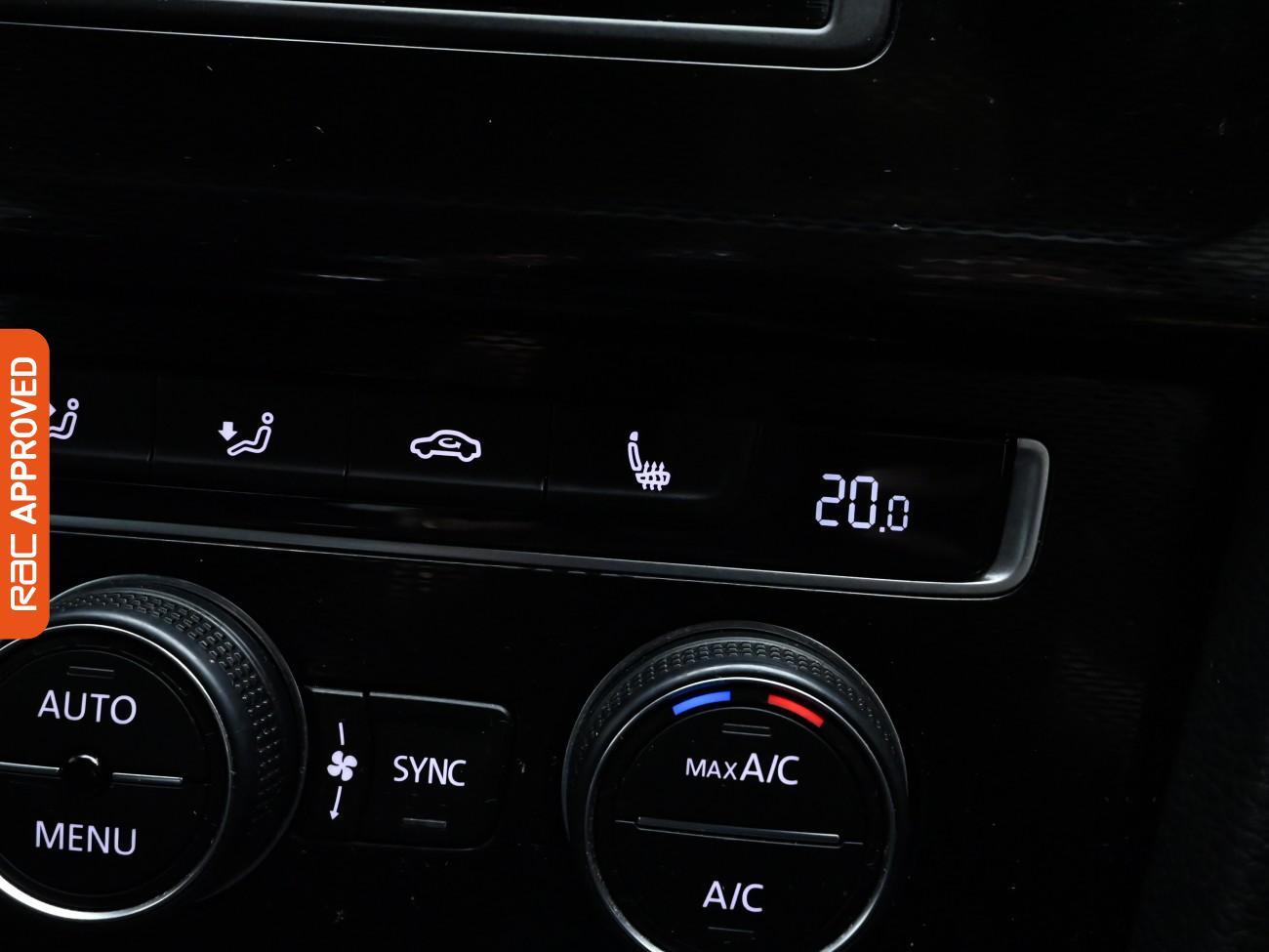 Used Volkswagen Golf 2017 for sale - 76445538: Photo 16