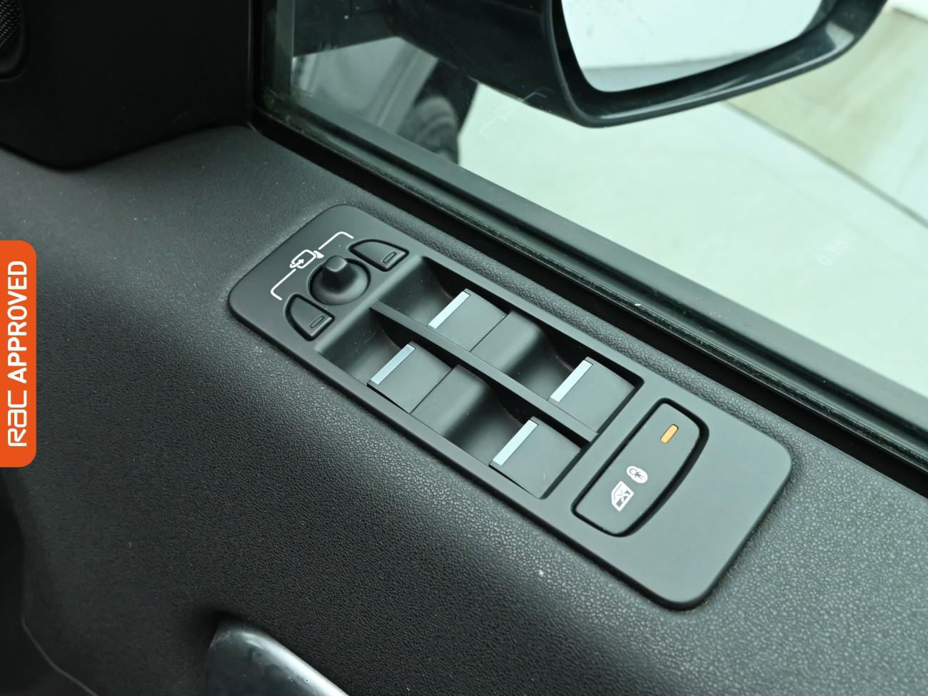 Used Land Rover Discovery Sport 2025 for sale - 76558082: Photo 29