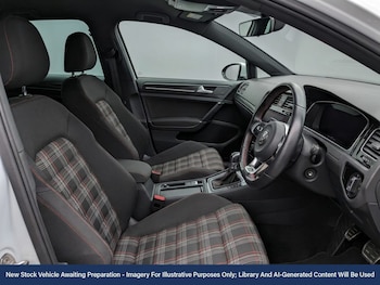 Used Volkswagen Golf 2019 for sale - 78991746: Photo