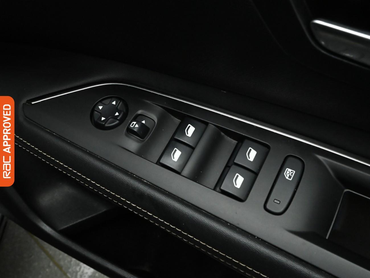 Used Peugeot 3008 2020 for sale - 76641928: Photo 37