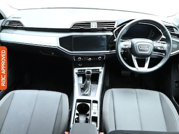 Used Audi Q3 2021 for sale - 77415321: Photo