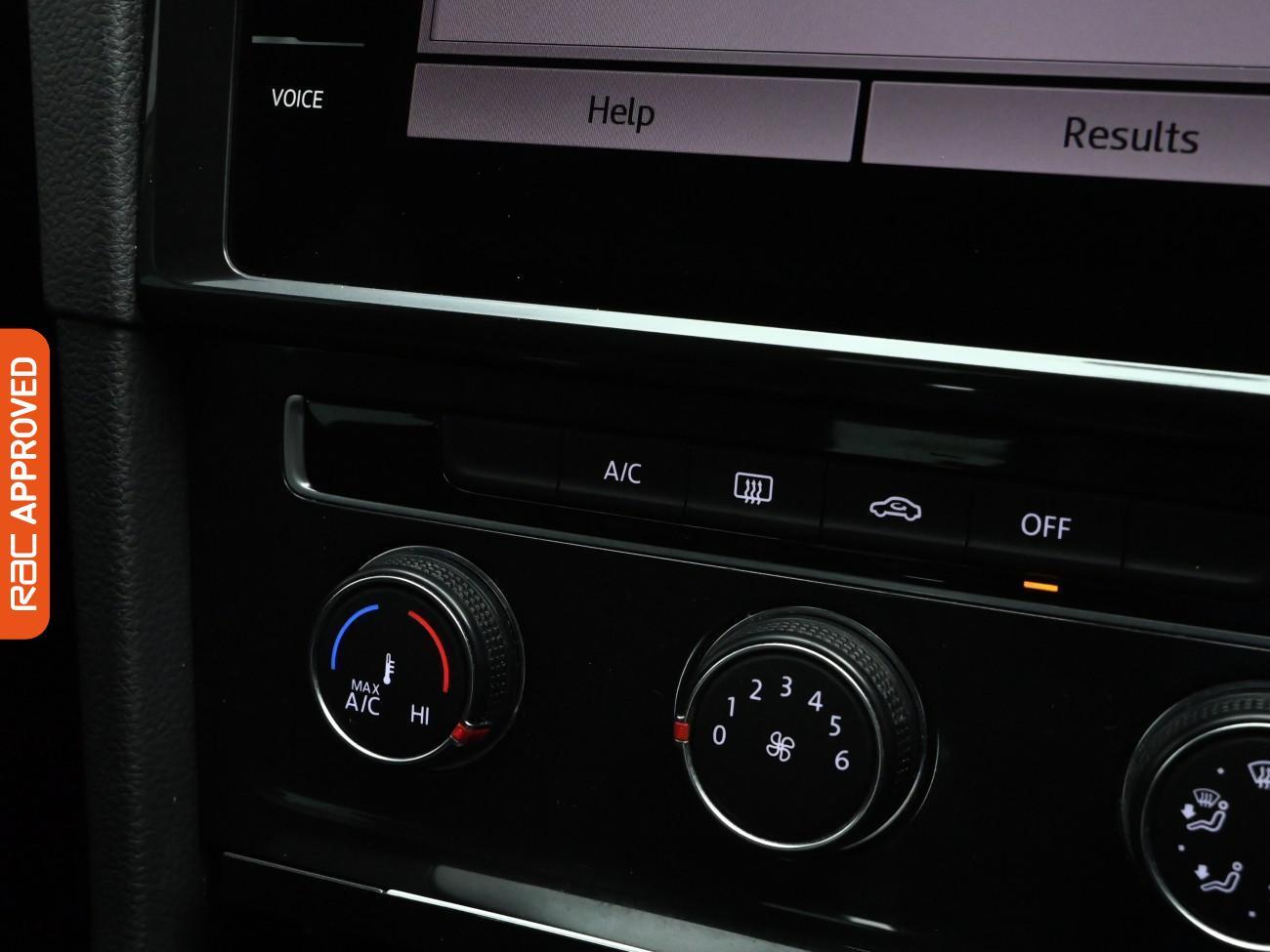 Used Volkswagen Golf 2019 for sale - 77106935: Photo 15