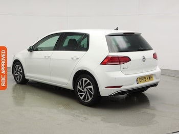 Used Volkswagen Golf 2019 for sale - 77106935: Photo