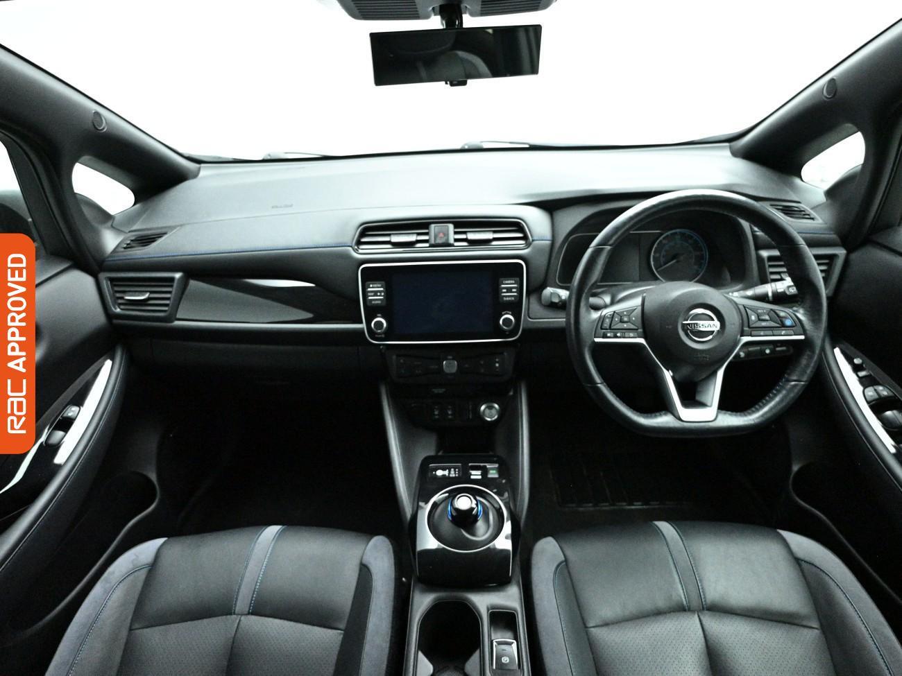 Used Nissan Leaf 2021 for sale - 77951787: Photo 2