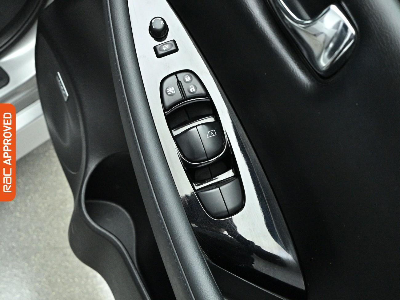 Used Nissan Leaf 2021 for sale - 77951787: Photo 26