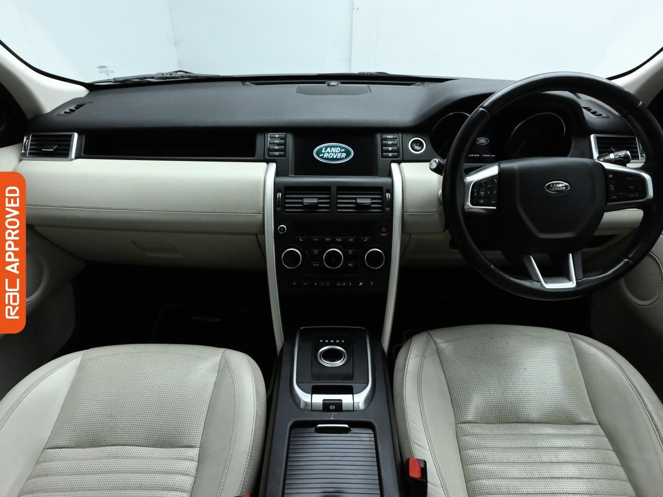 Used Land Rover Discovery Sport 2016 for sale - 76353185: Photo 2