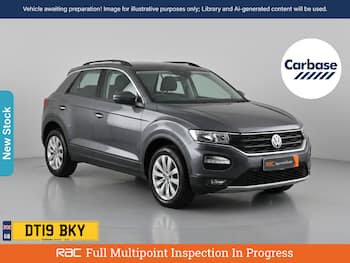Used Volkswagen T-Roc 2019 for sale - 79771138: Photo