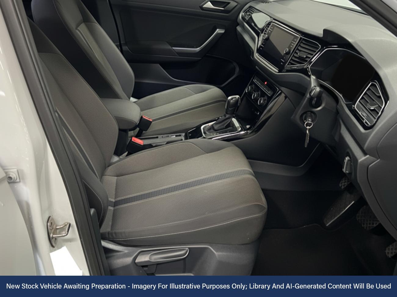 Used Volkswagen T-Roc 2021 for sale - 76576240: Photo 3