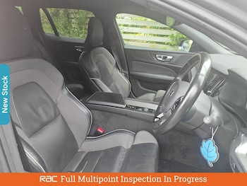 Used Volvo V60 2020 for sale - 75407777: Photo