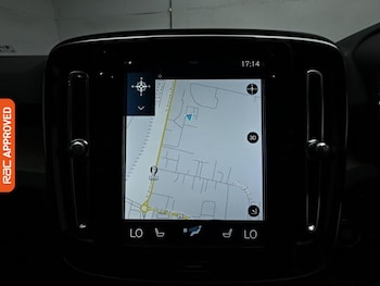Used Volvo XC40 2021 for sale - 79190250: Photo