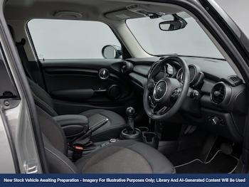 Used MINI Hatch 2019 for sale - 78341456: Photo