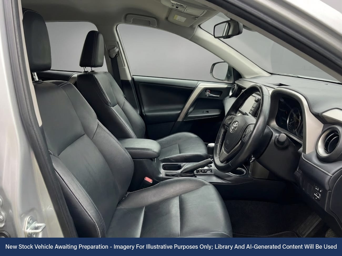 Used Toyota RAV4 2016 for sale - 77886376: Photo 3