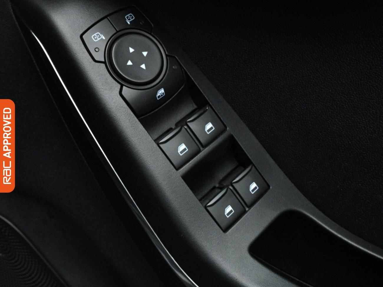 Used Ford Fiesta 2023 for sale - 77928898: Photo 24