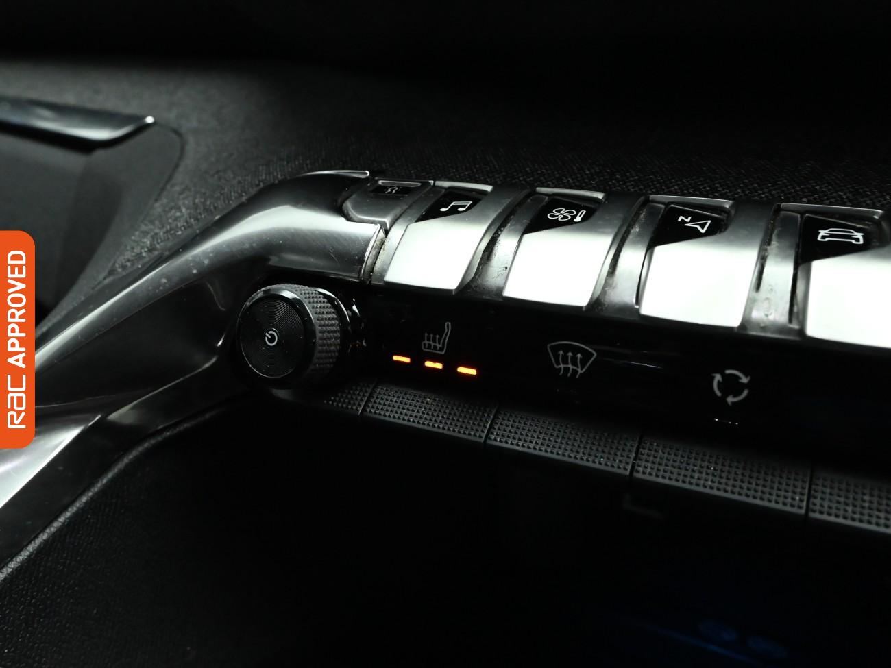 Used Peugeot 3008 2018 for sale - 76581575: Photo 18