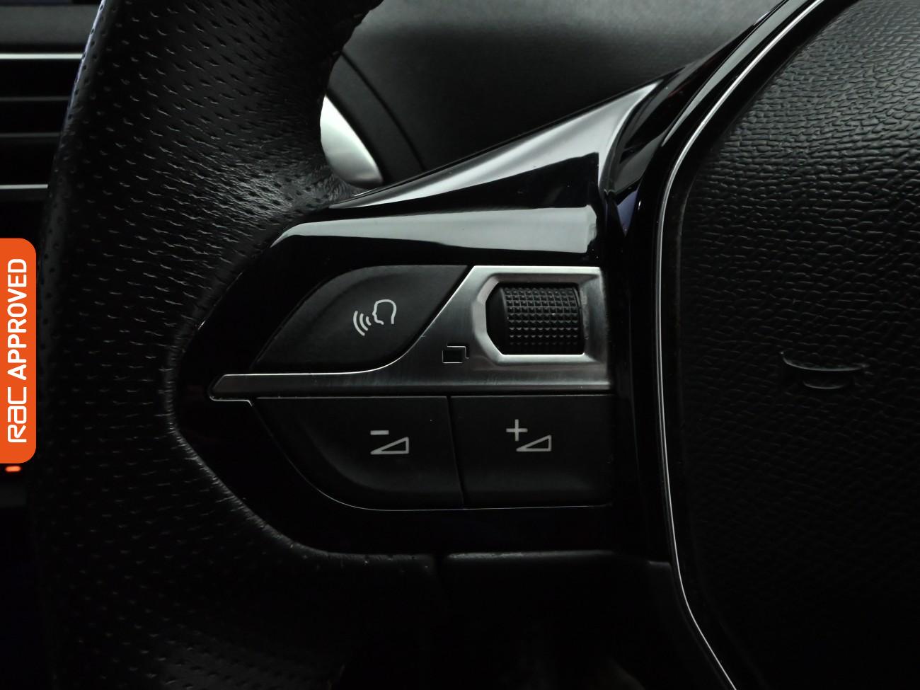 Used Peugeot 3008 2018 for sale - 76581575: Photo 25