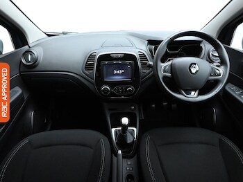 Used Renault Captur 2018 for sale - 76035400: Photo 2