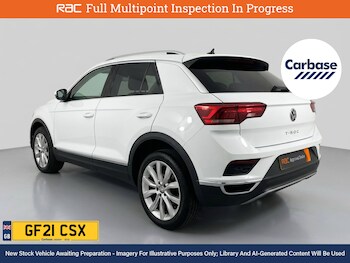 Used Volkswagen T-Roc 2021 for sale - 77890641: Photo