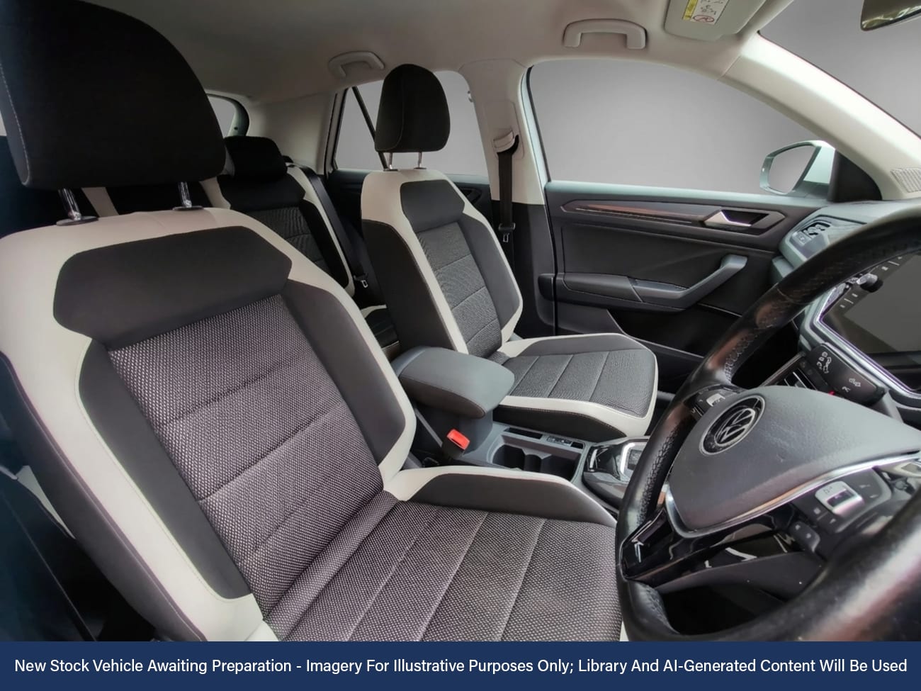 Used Volkswagen T-Roc 2021 for sale - 77890641: Photo 3