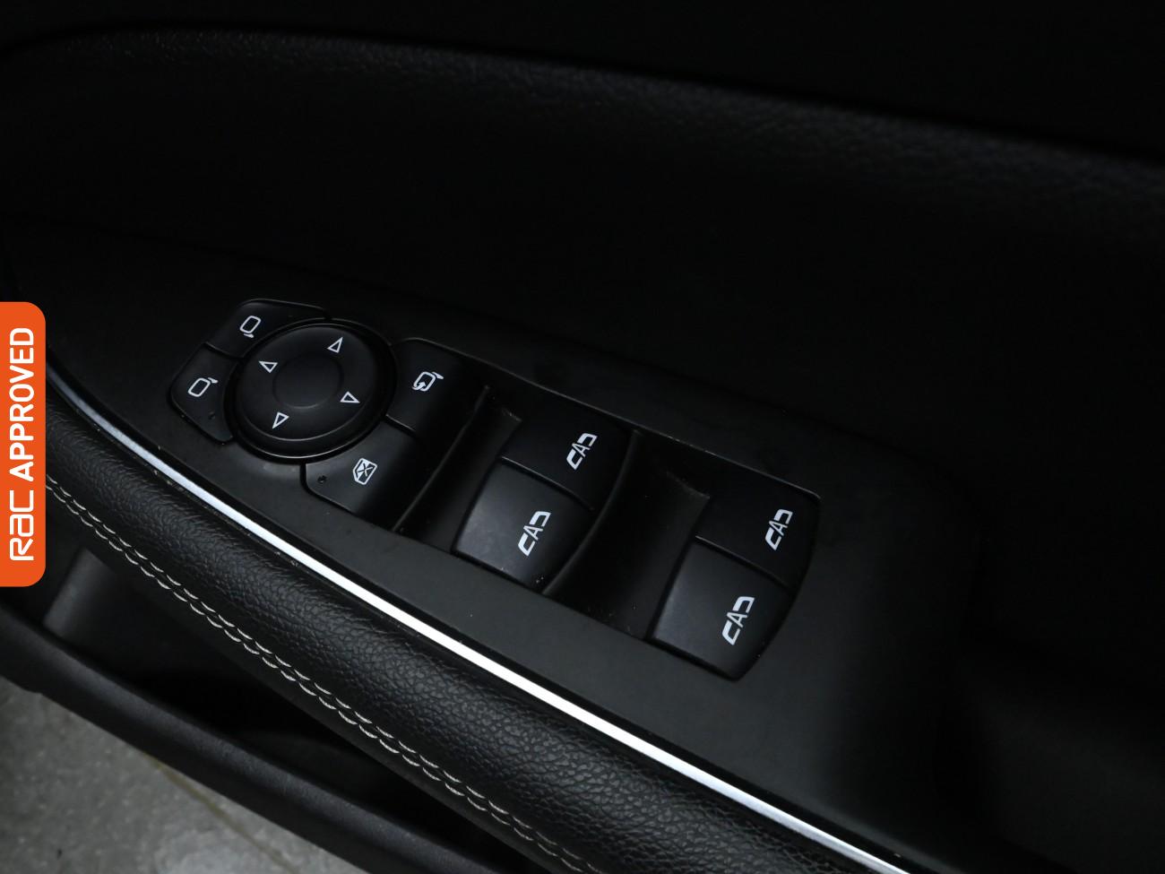 Used Vauxhall Insignia 2019 for sale - 75983459: Photo 24