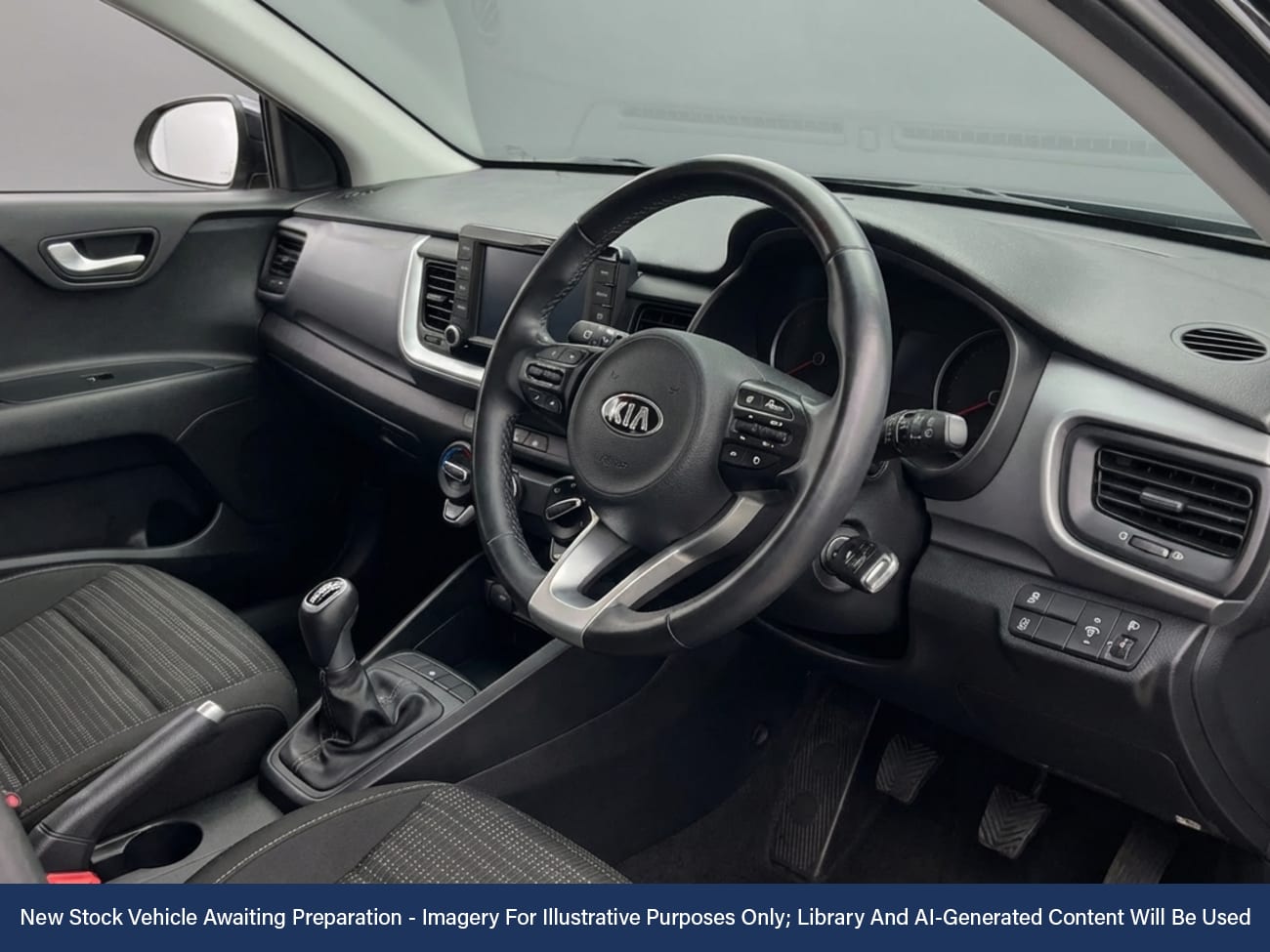 Used Kia Stonic 2019 for sale - 78069964: Photo 3