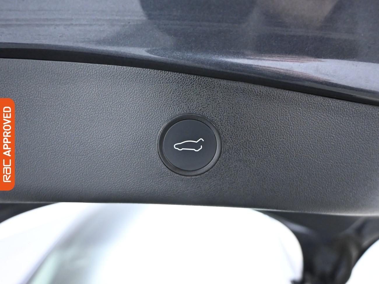 Used Tesla Model 3 2021 for sale - 76385380: Photo 28