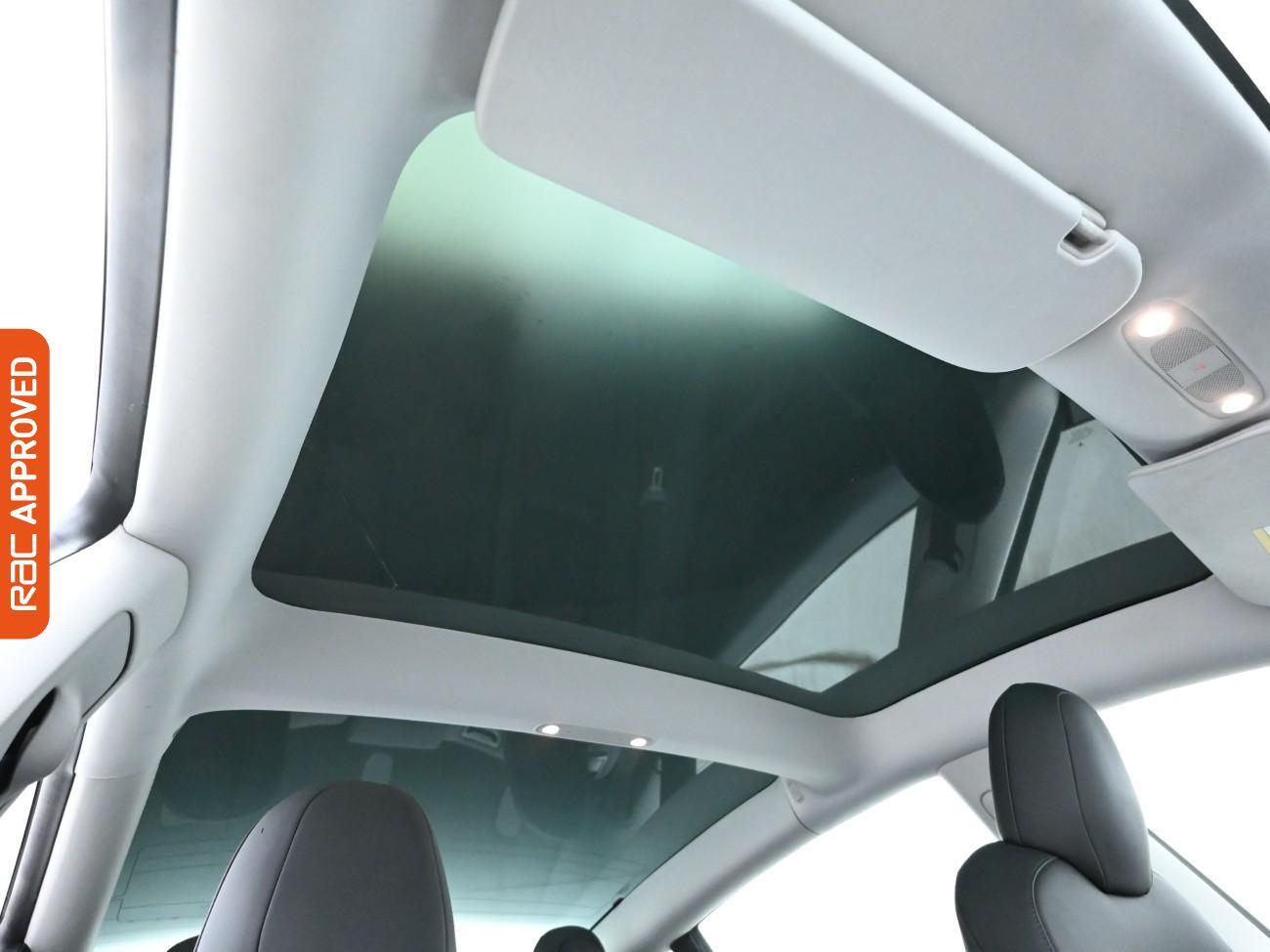 Used Tesla Model 3 2021 for sale - 76385380: Photo 3