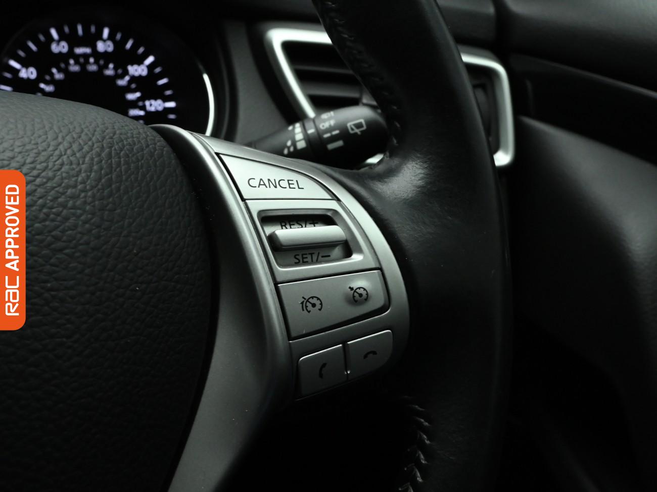 Used Nissan Qashqai 2017 for sale - 77582639: Photo 24