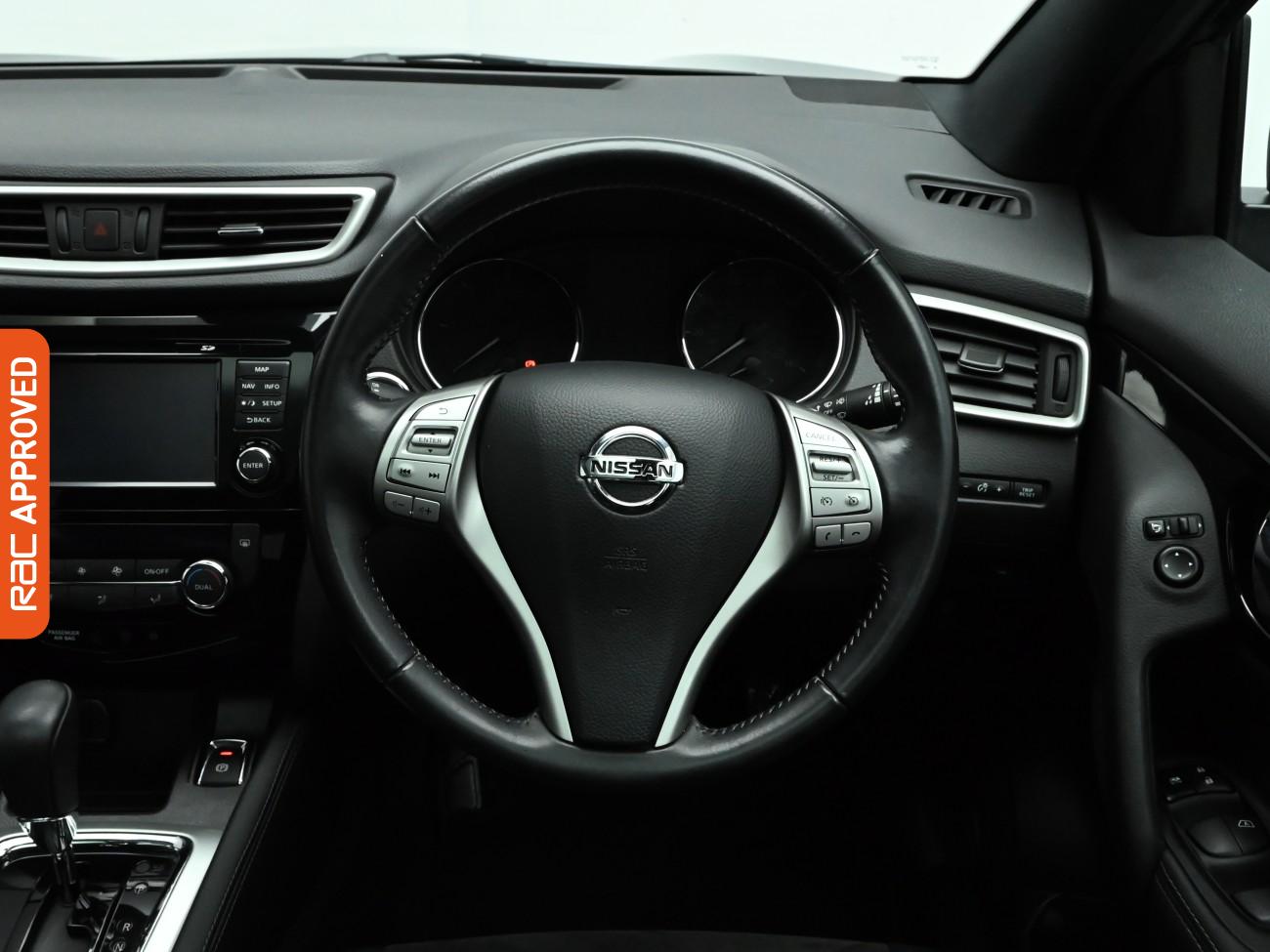 Used Nissan Qashqai 2017 for sale - 77582639: Photo 9