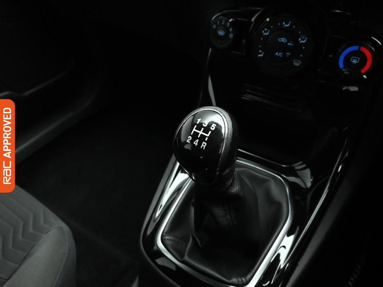 Used Ford Fiesta 2017 for sale - 77236094: Photo 15