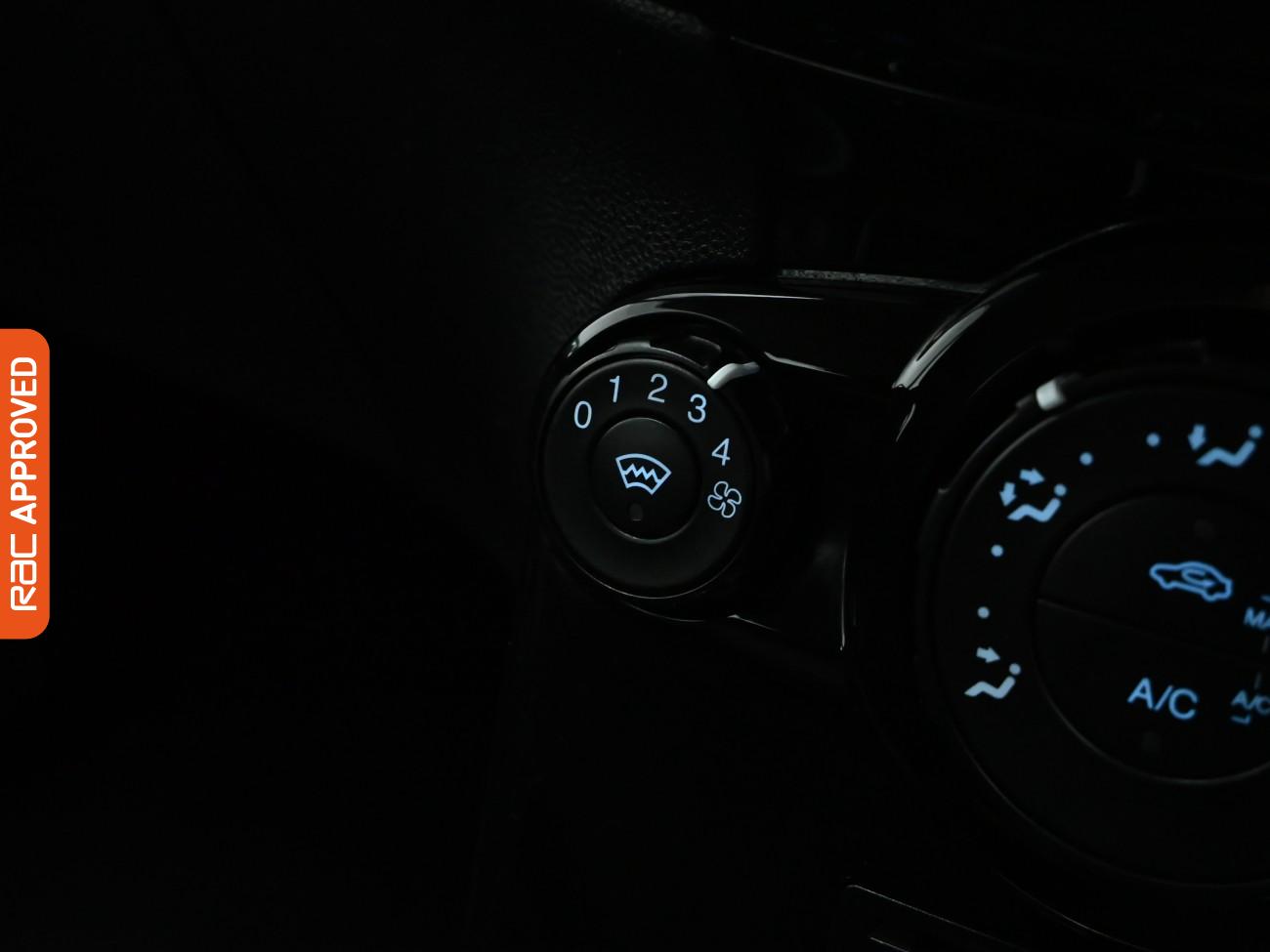 Used Ford Fiesta 2017 for sale - 77236094: Photo 18