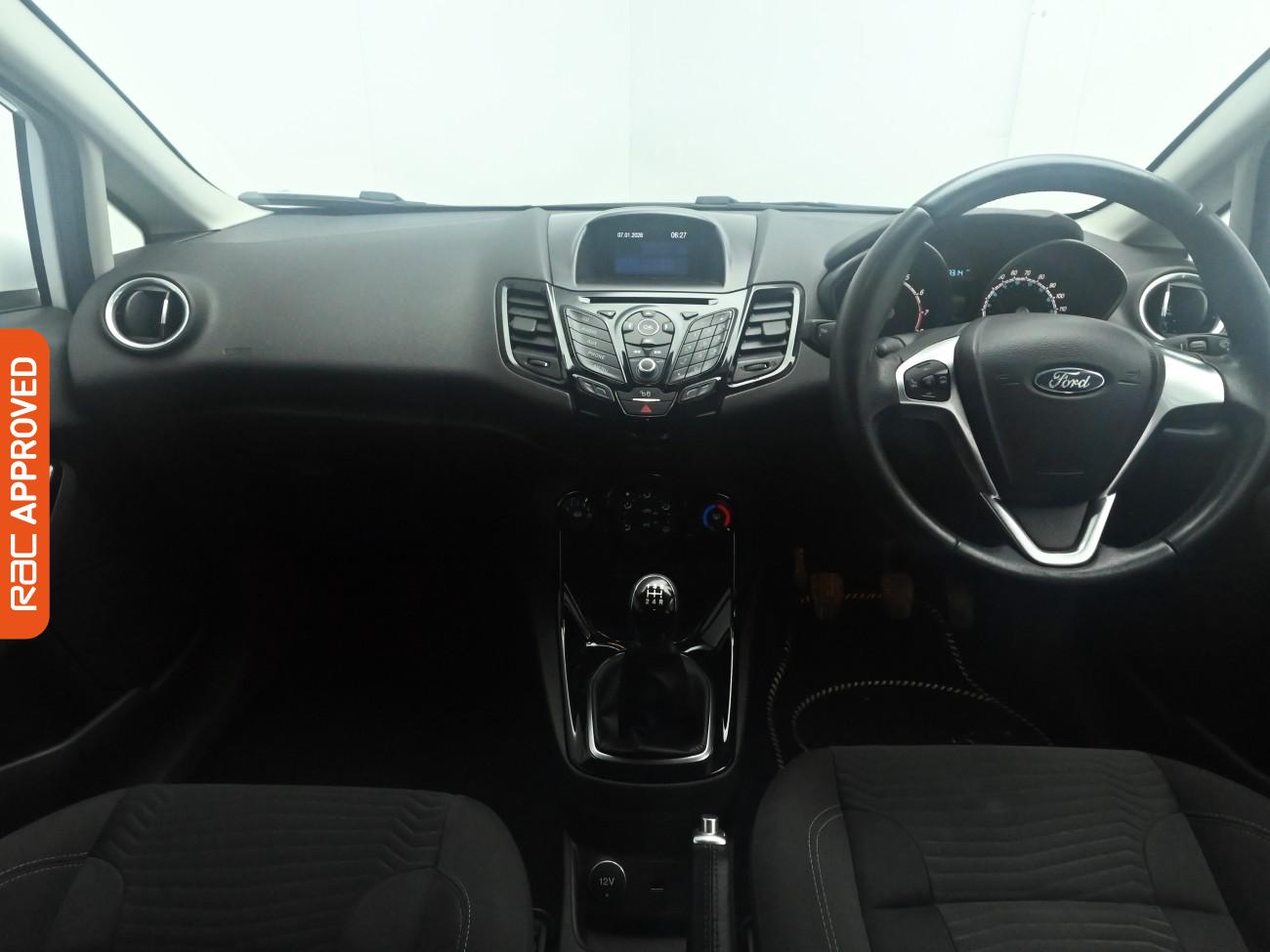 Used Ford Fiesta 2017 for sale - 77236094: Photo 2