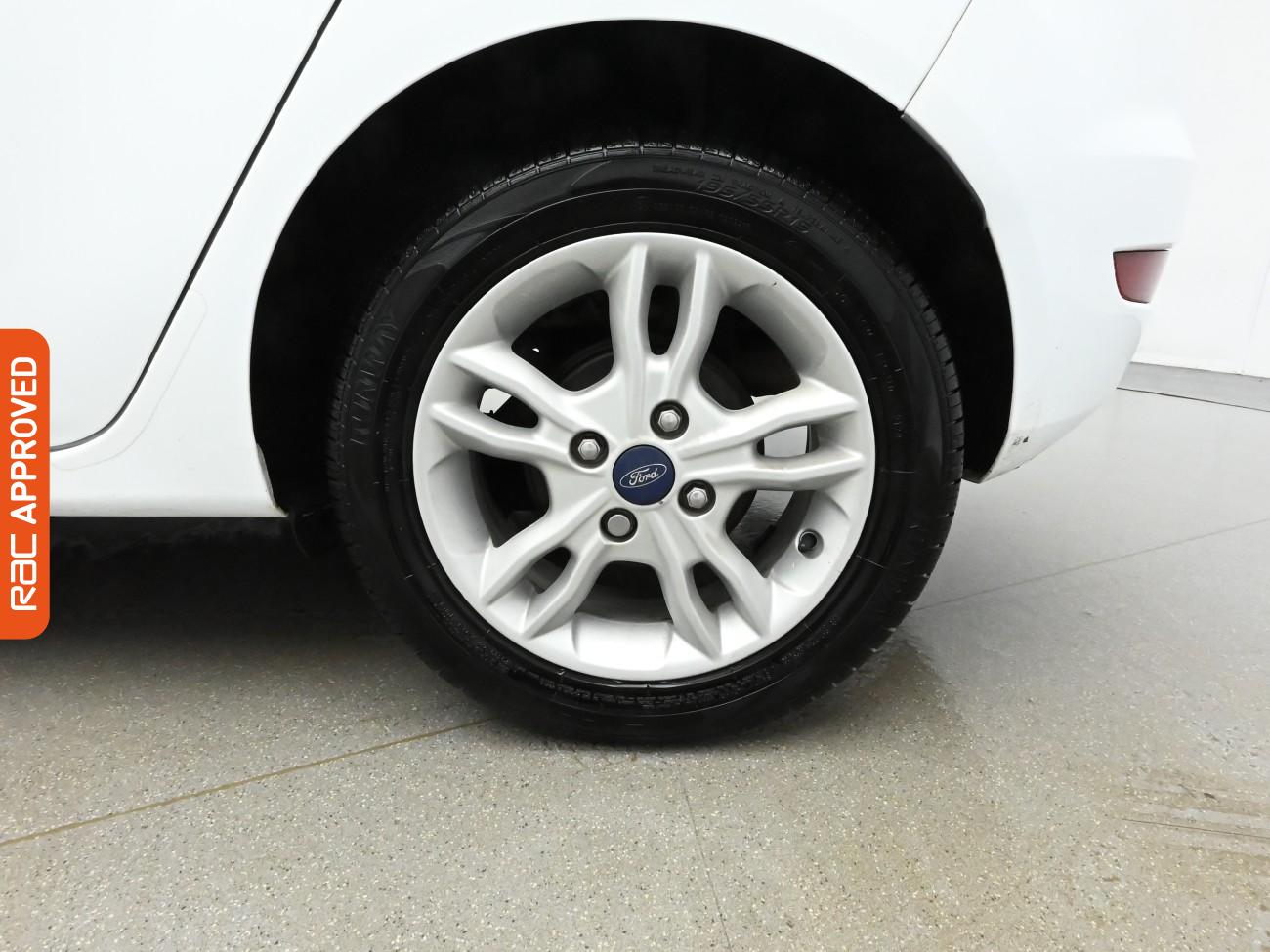 Used Ford Fiesta 2017 for sale - 77236094: Photo 25