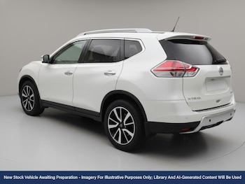 Used Nissan X-Trail 2017 for sale - 76401672: Photo