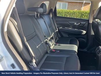 Used Nissan X-Trail 2017 for sale - 76401672: Photo