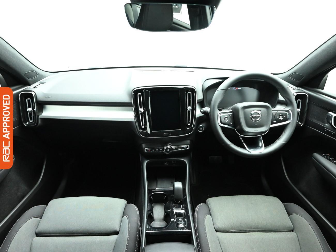 Used Volvo XC40 2022 for sale - 77834946: Photo 2