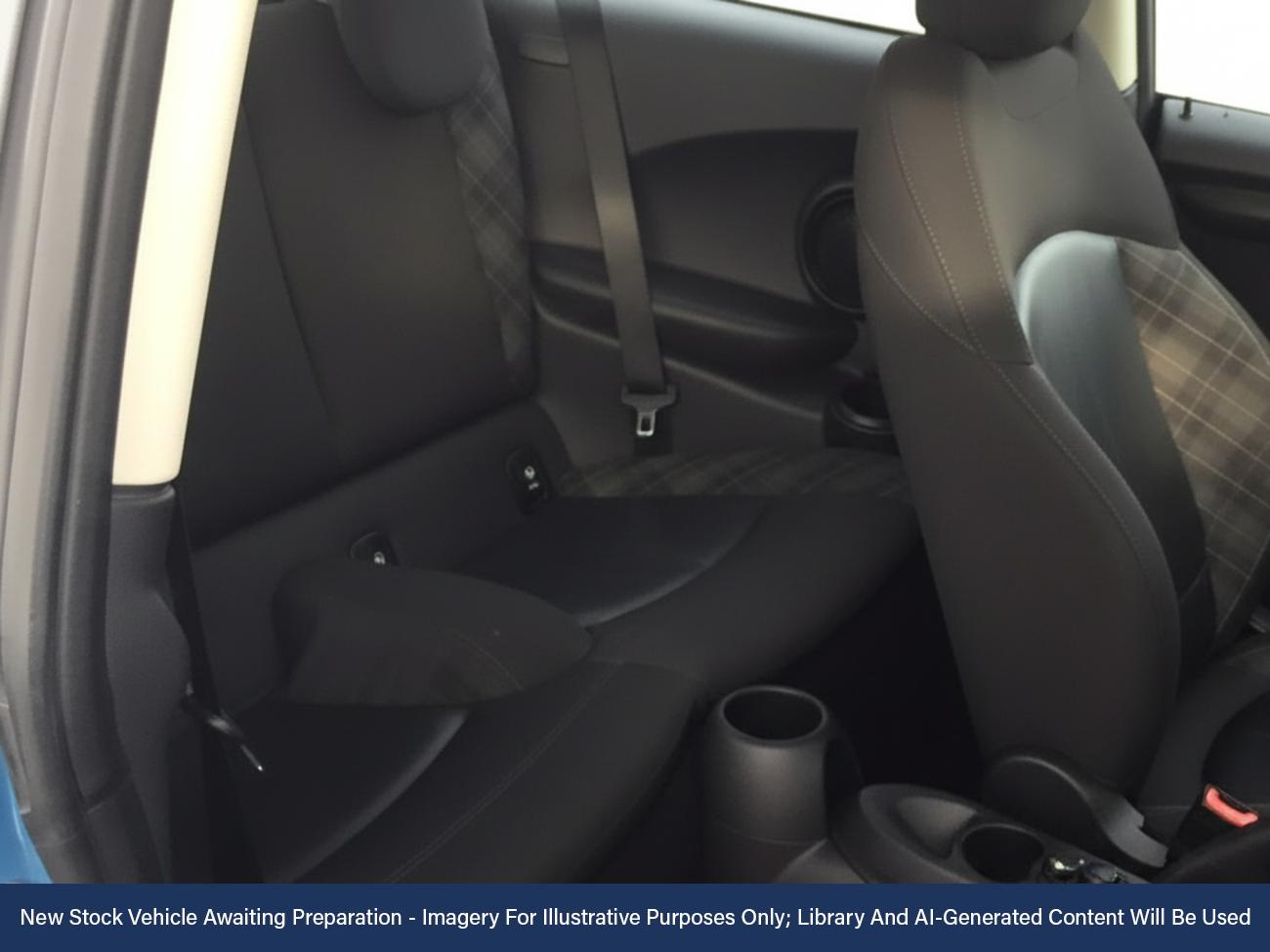 Used MINI Hatch 2018 for sale - 76509065: Photo 4